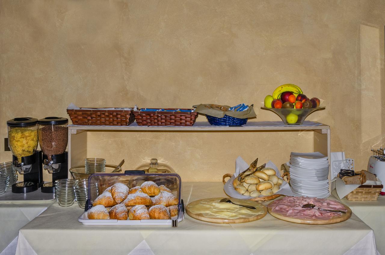 Aparthotel Antico seminario Casa Diocesana Lucca Esterno foto
